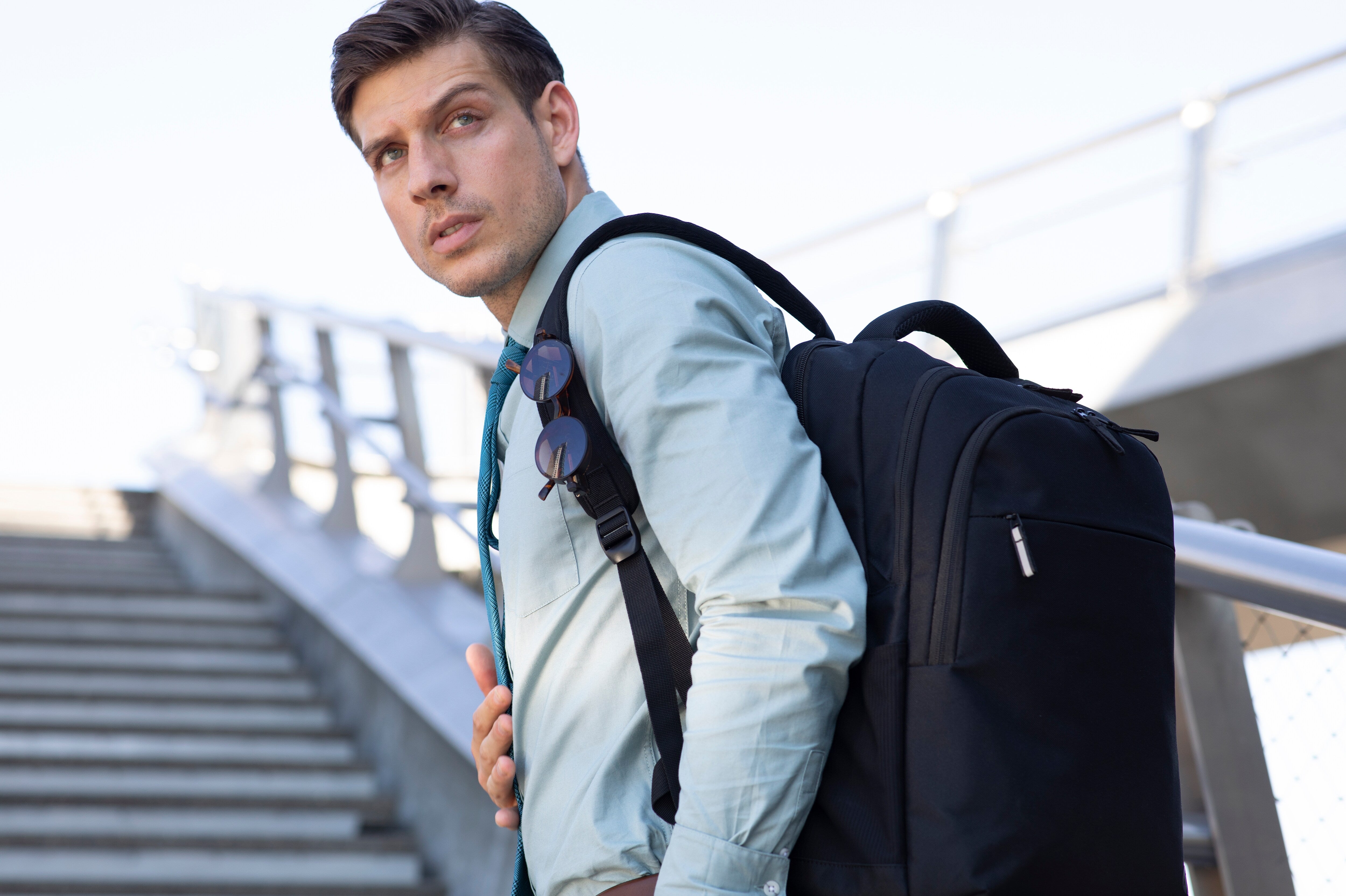 HP Renew Business 17.3-inch Laptop Backpack